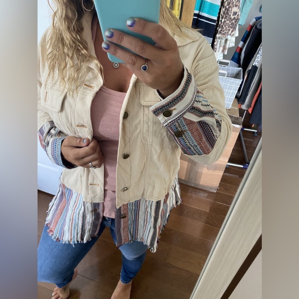 Nwt Beige Corduroy Vertical Stripe Button Shacket… - image 5